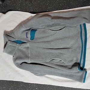 Patagonia sweater .